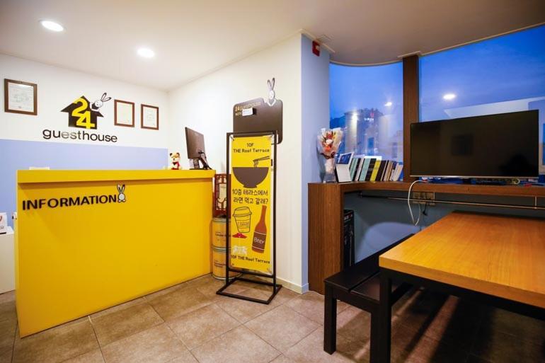 Guest house 24 Oneroomtel Sinchon Avenuel *